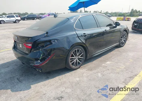 2024 Toyota Camry Se z USA, uszkodzony, nr VIN 4T1T11AK0RU889691